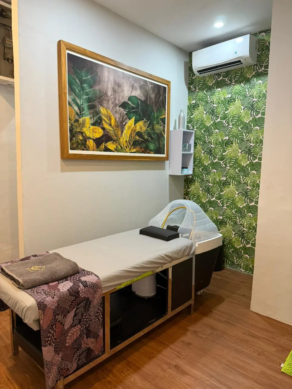 Comfortable Head Spa Room at MY SPA LOMBOK